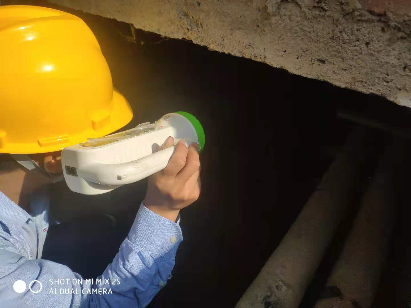 【水發(fā)能源】繃緊防汛弦，筑牢安全堤——中穆電站開展防汛專項檢查2.jpg